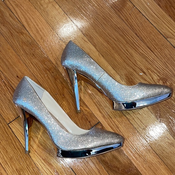 Mark Fisher Gold Sparkle Glitter Pump date wedding party birthday - Picture 2 of 6